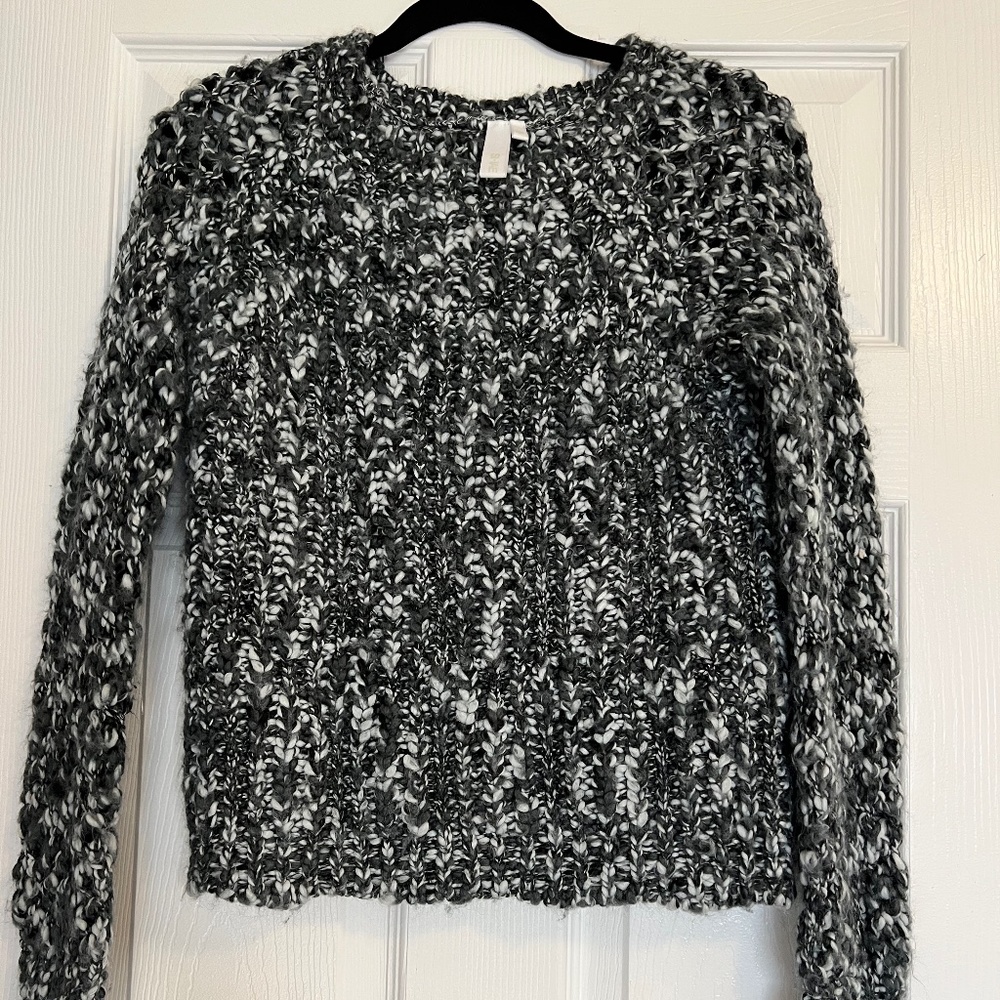 Si-Iae Wool Blend Knit Sweater